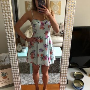 Floral dress. Perfect for summer!